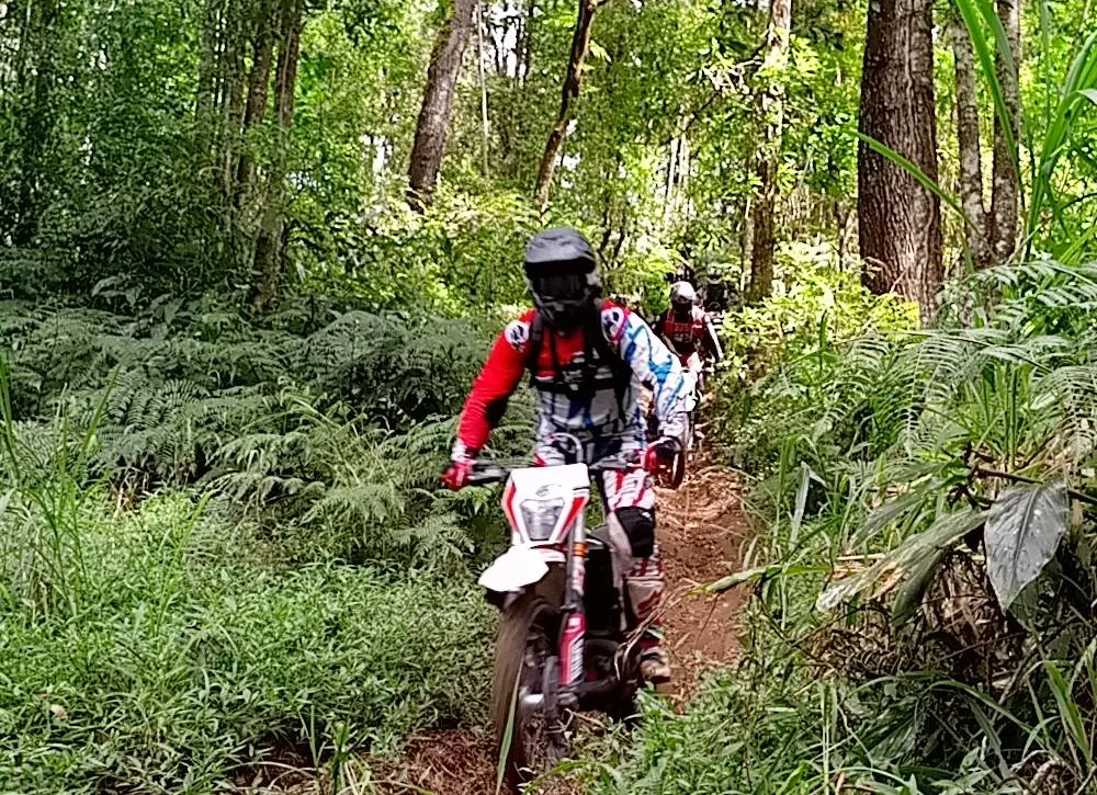 bali jungle dirt bike