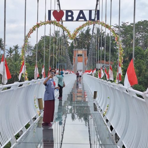 Tegenungan Bridge